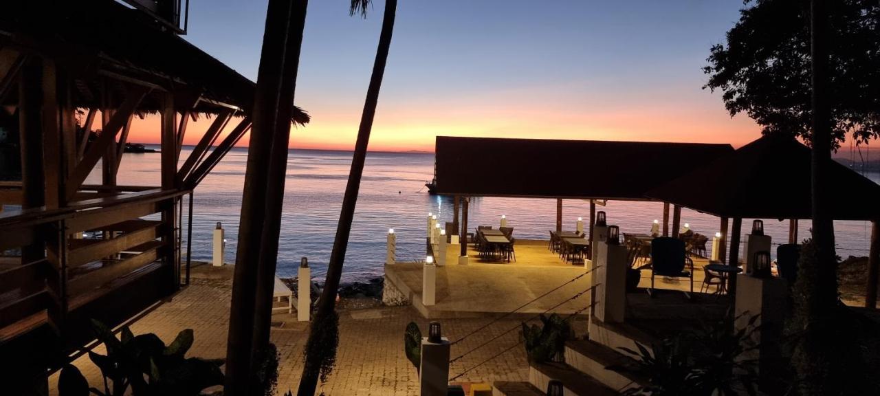 Aquaventure Reef Club Hotell Mabini  Eksteriør bilde